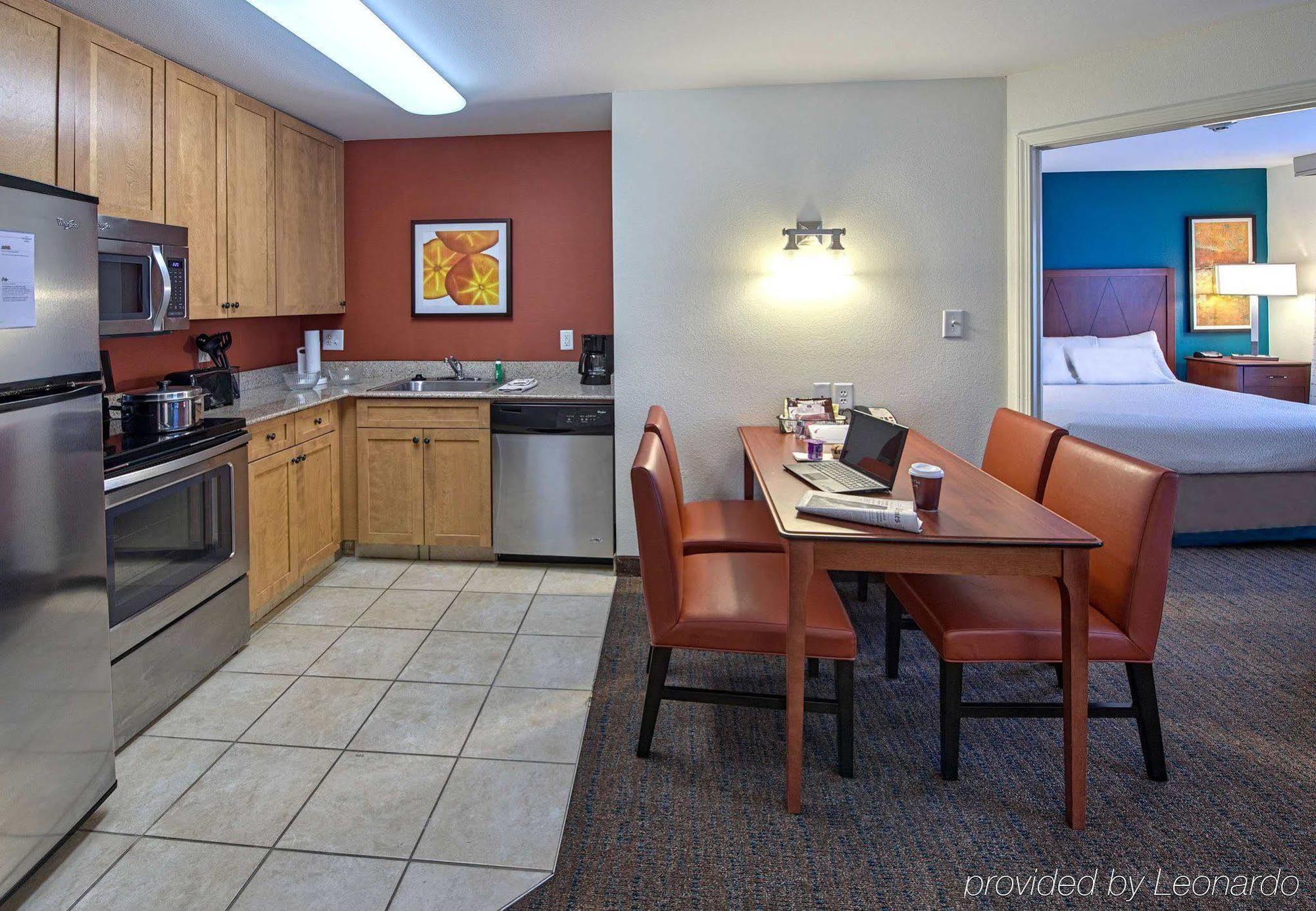 Residence Inn By Marriott Fayetteville Cross Creek Bagian luar foto